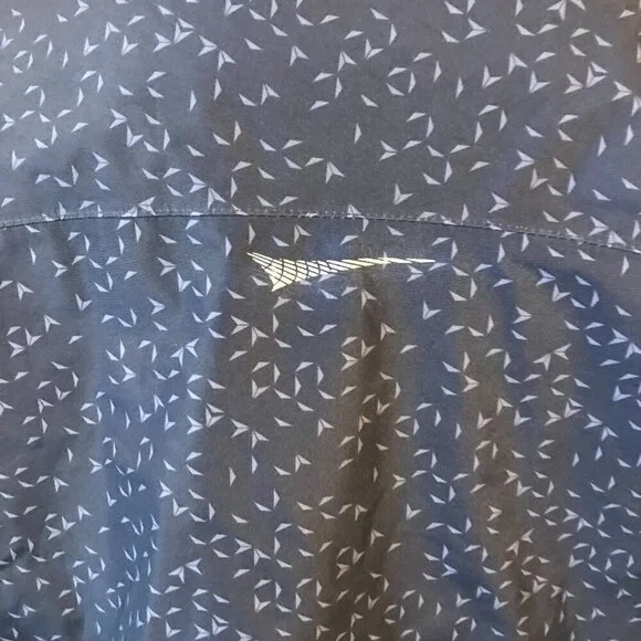 Paradox lightweight rain jacket with hood. Navy with allover pattern.  Size XL - Picture 3 of 11